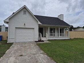 Building Photo - 5641 Pepperbush Dr