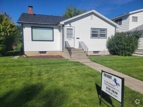 Building Photo - 2020 13th St W