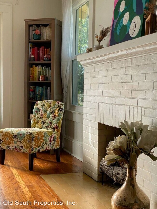 Foto del edificio - 3 br, 1 bath House - 1620 N Spring Street