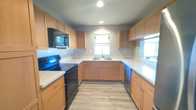 Foto del edificio - Welcome home to Kahoma Village