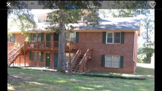 Vista frontal - 1909 Patterson Ct