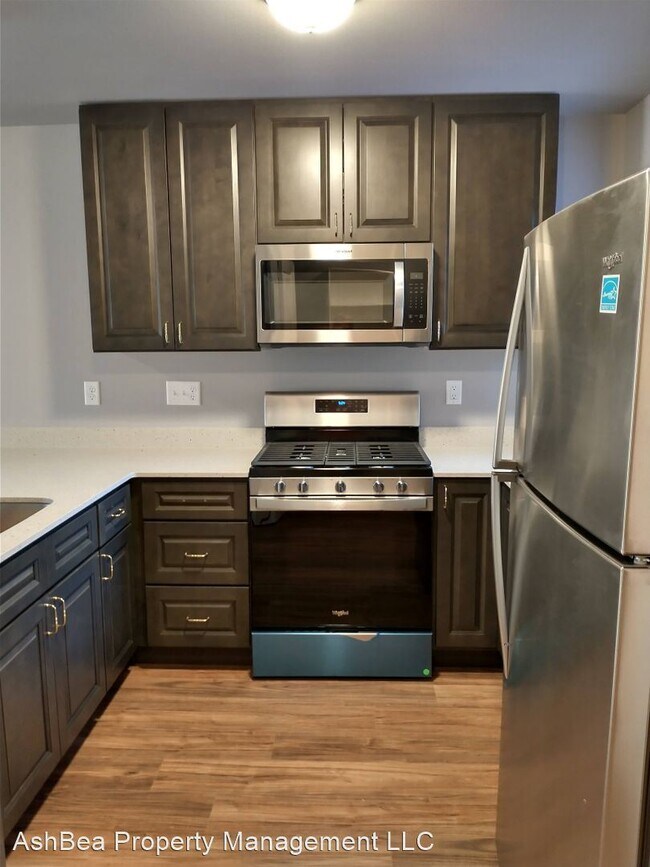 Building Photo - 3 br, 1.5 bath House - 3657 Peter Lane NE