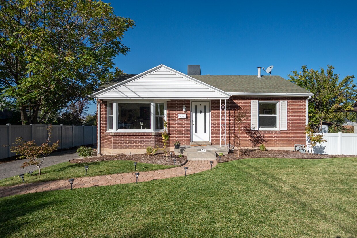 Primary Photo - 3978 S 3165 E St