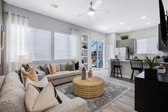 Building Photo - 7245 Borland Dr