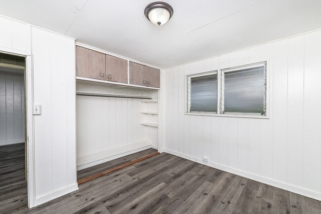 Building Photo - 1644 Palolo Ave