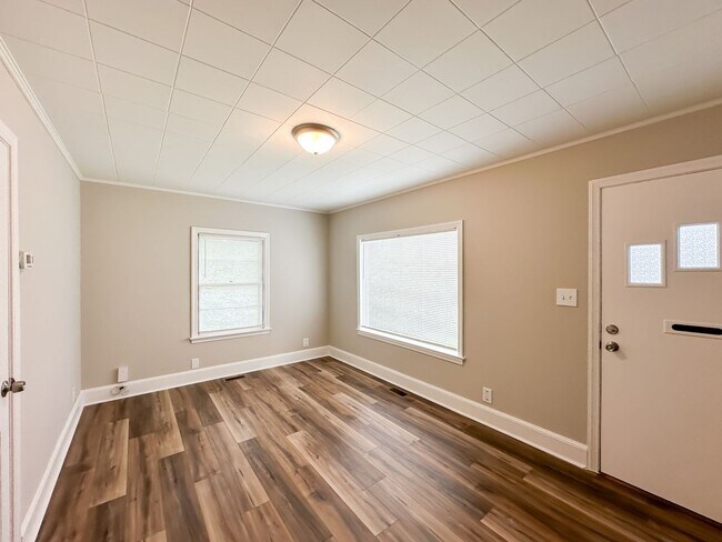 Foto del edificio - Newly Renovated Cozy Home With Amazing Nat...
