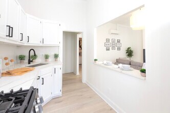 Park Place at 838 Park Ave Photo