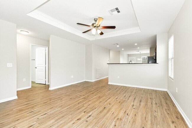 Building Photo - 9927 Sanders Rose Lane