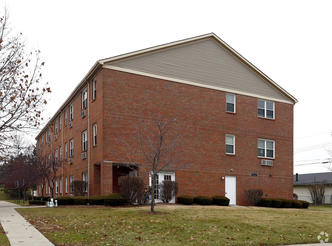 Calvary Plaza - Calvary Plaza - Affordable Housing