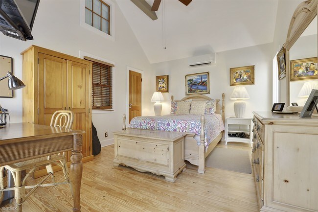 Building Photo - 2 br, 2 bath House - Nautical Dreams