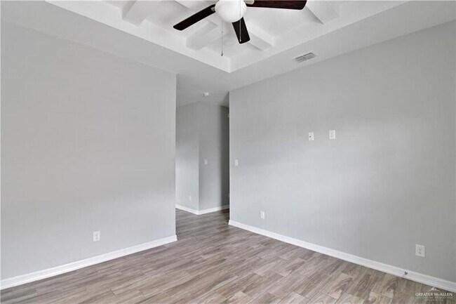Building Photo - 904 West Kohala Avenue - 2