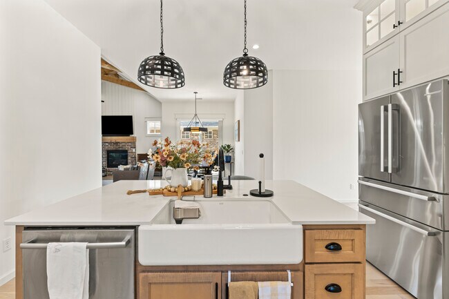 Foto del edificio - 1901 Plaza District Dr