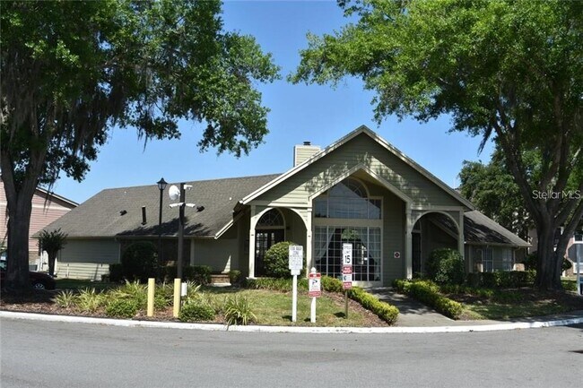 Foto del edificio - 2550 N Alafaya Trail
