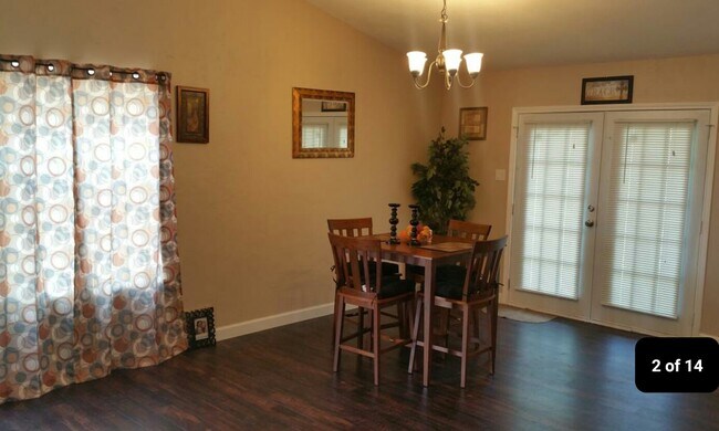 Building Photo - 1716 Carrington Dr