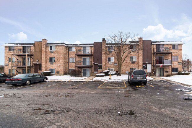 Foto del edificio - 832 College Blvd