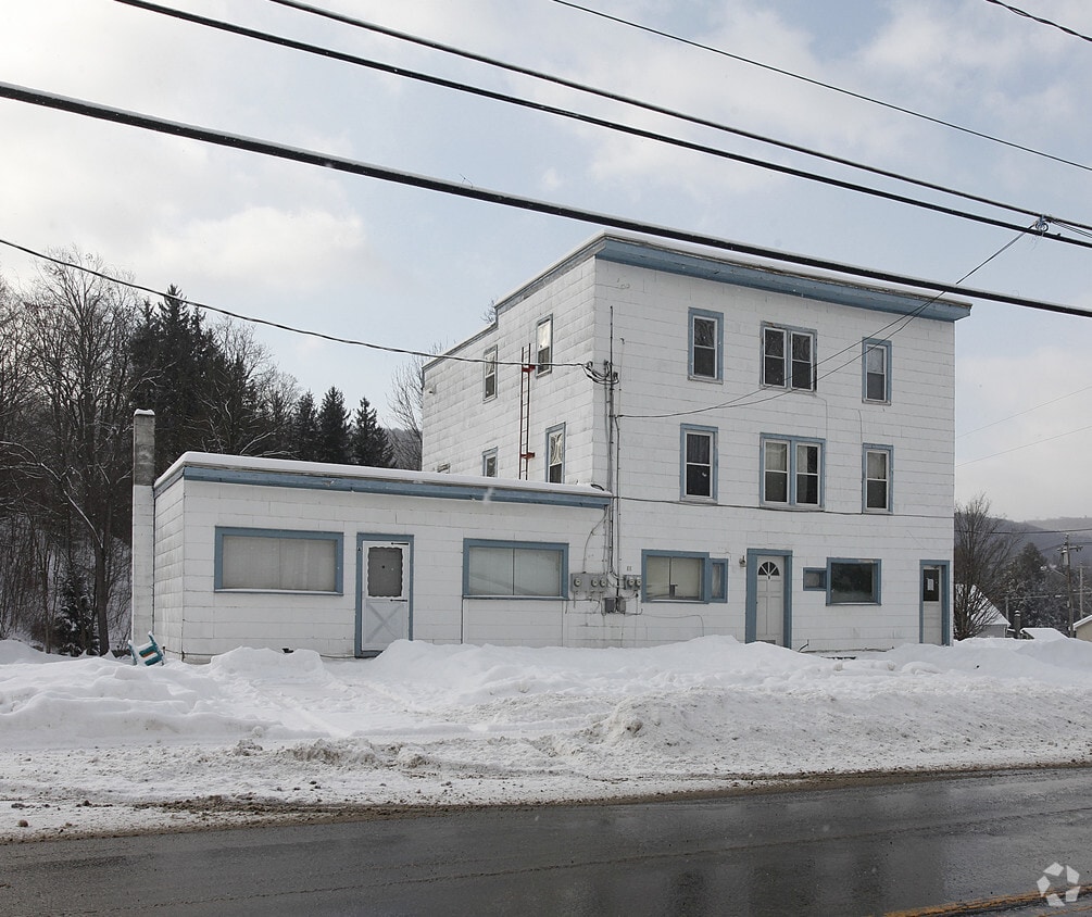 Primary Photo - 88 Main St
