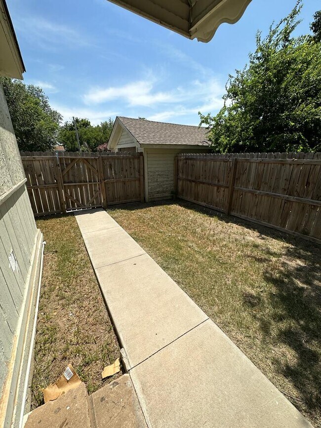 Foto del edificio - 1602 NW 16th St