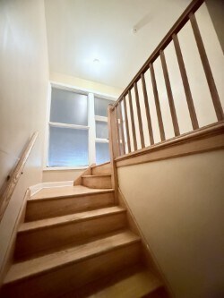 Foto del edificio - 2308 Oakton St