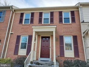 Building Photo - 15322 Manor Village Ln