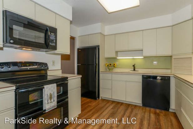 Foto del edificio - 7250 Eastmoor Dr