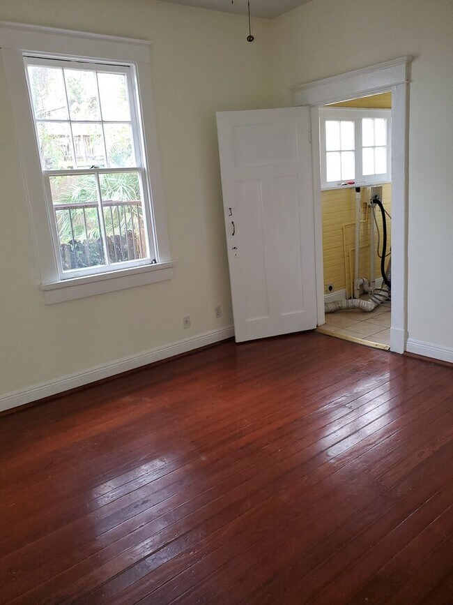 Foto del edificio - 219 N Scott St