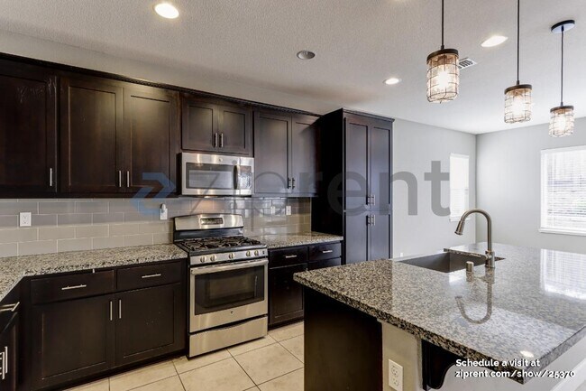 Foto del edificio - 1465 Durfee Ct