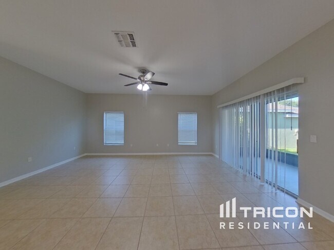 Building Photo - 405 Grassy Key Way Groveland FL