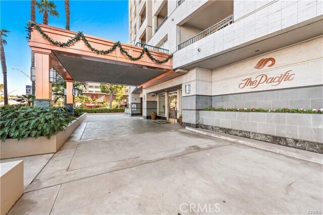 Building Photo - 850 E Ocean Blvd
