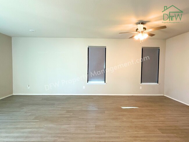 Building Photo - Charming 3-Bedroom Home with Spacious Backyard in Providence Village!