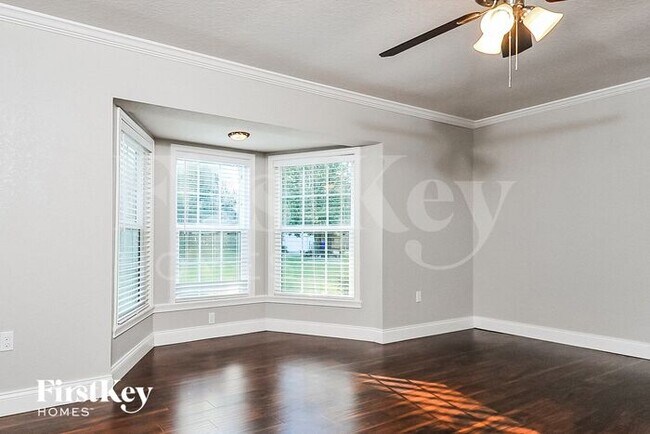 Foto del edificio - 4635 Dillwyn Dr