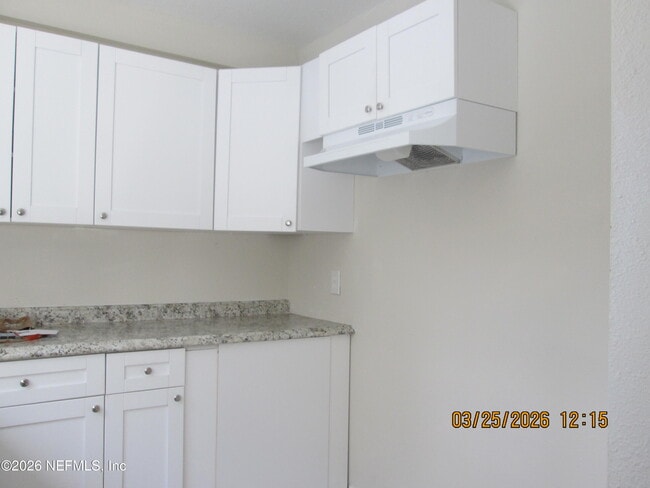 Foto del edificio - 1200 Bretta St