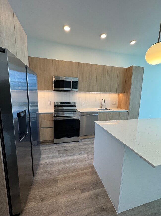 Building Photo - 144 NW 32nd St