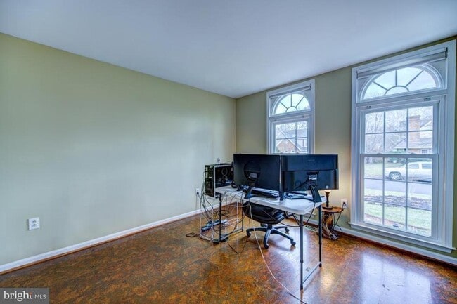 Foto del edificio - 13432 Muirkirk Ln