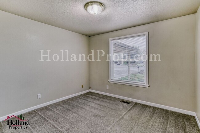 Foto del edificio - Beautiful Single-Level Hillsboro Home with Spacious Fenced Yard!