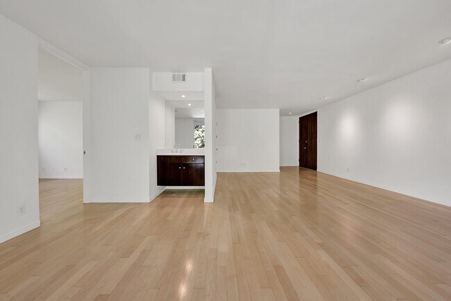 Foto del edificio - 1147 N Clark St