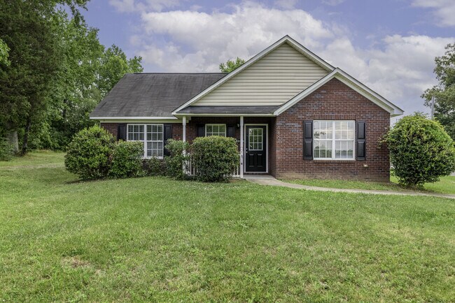 Building Photo - 4804 Lakeview Road, Charlotte, NC 28216