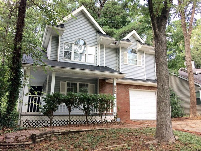 Foto del edificio - 901 Bradford Ln