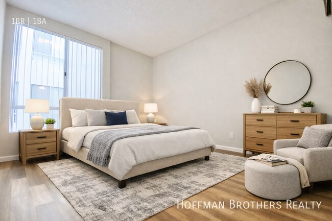 Foto del edificio - 1325 N Sierra Bonita Ave