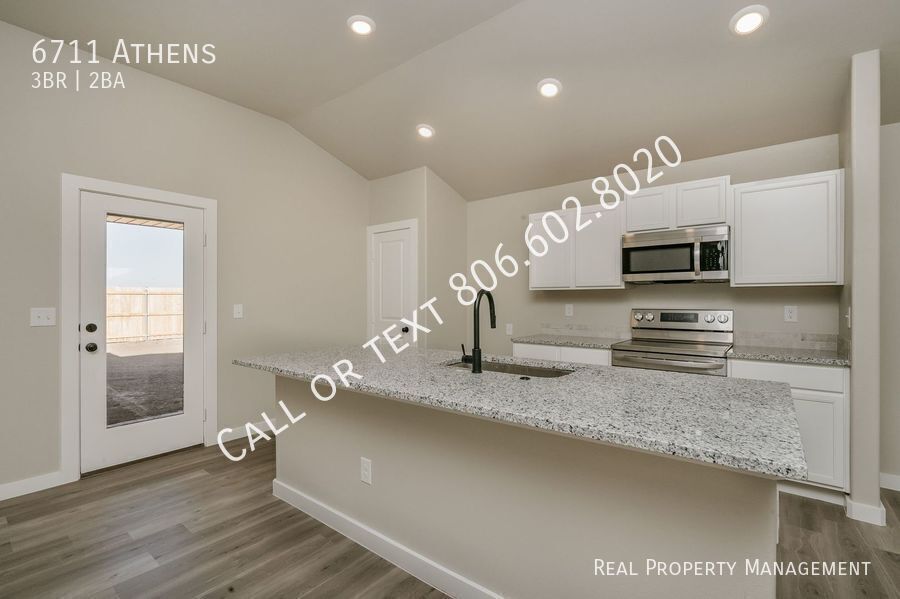 Foto principal - 6711 Athens-