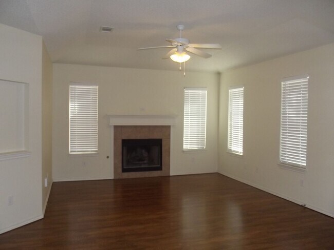 Foto del edificio - 3206 110th St