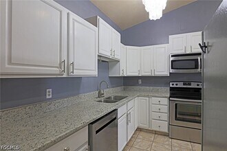 Building Photo - 3818 SW 7th Pl