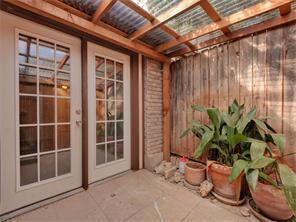Foto del edificio - 7409 Shadow Hill Dr