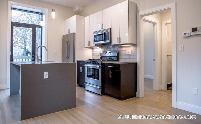 Foto del edificio - 11 Newcomb St