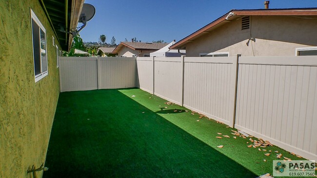 Building Photo - Gated Condo in the Heart of El Cajon