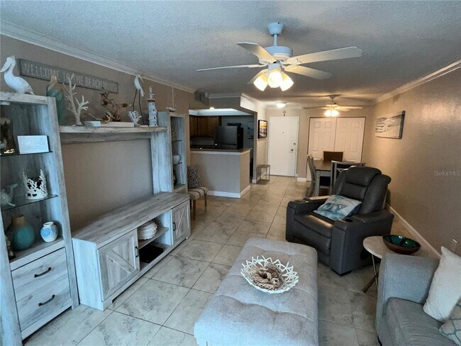 Building Photo - 2700 Coconut Bay Ln