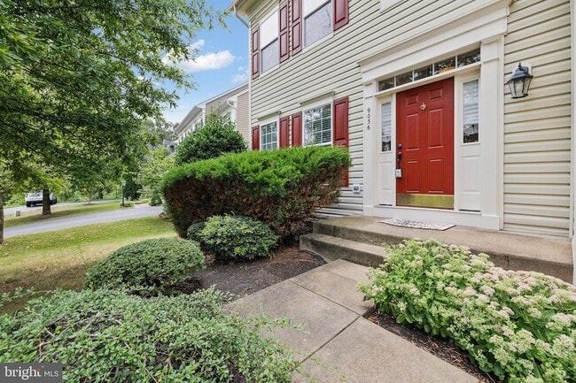 Building Photo - 9036 Woodpecker Ct