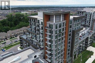 Building Photo - 470 Dundas St E