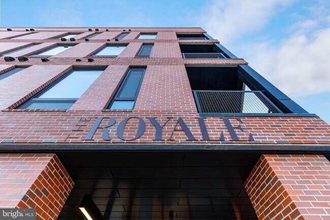 Foto del edificio - 6910 Ridge Ave