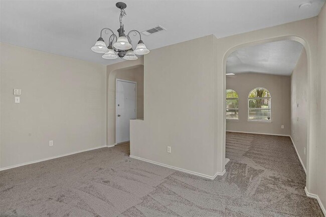 Building Photo - 436 Longshore Dr