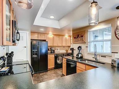 Foto del edificio - 5904 S Willow Way